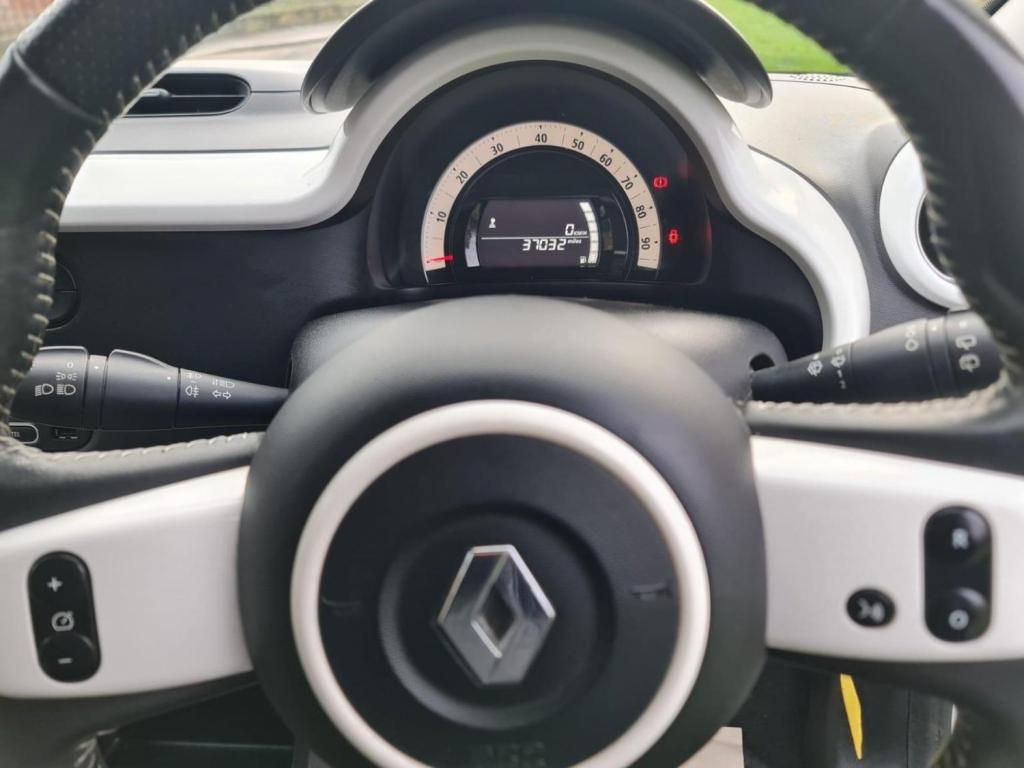 RENAULT TWINGO