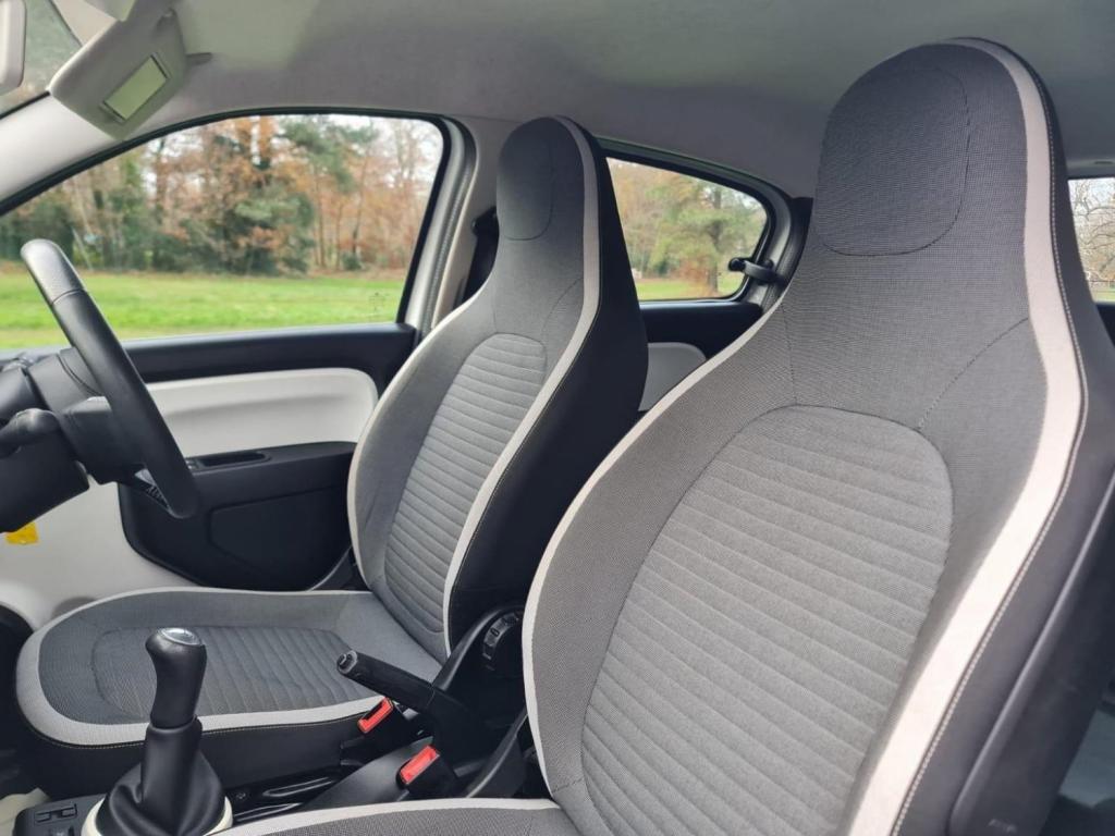 RENAULT TWINGO