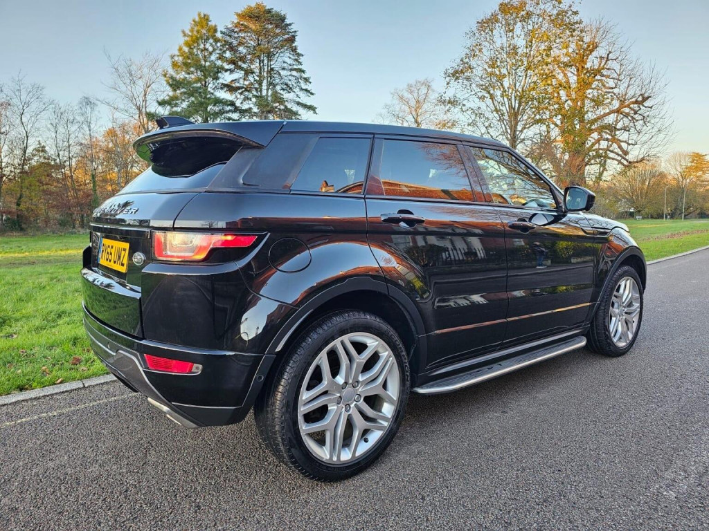 View LAND ROVER RANGE ROVER EVOQUE 2.0 TD4 HSE Dynamic Auto 4WD Euro 6 (s/s) 5dr
