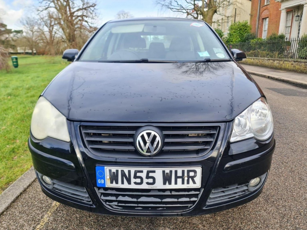 VOLKSWAGEN POLO