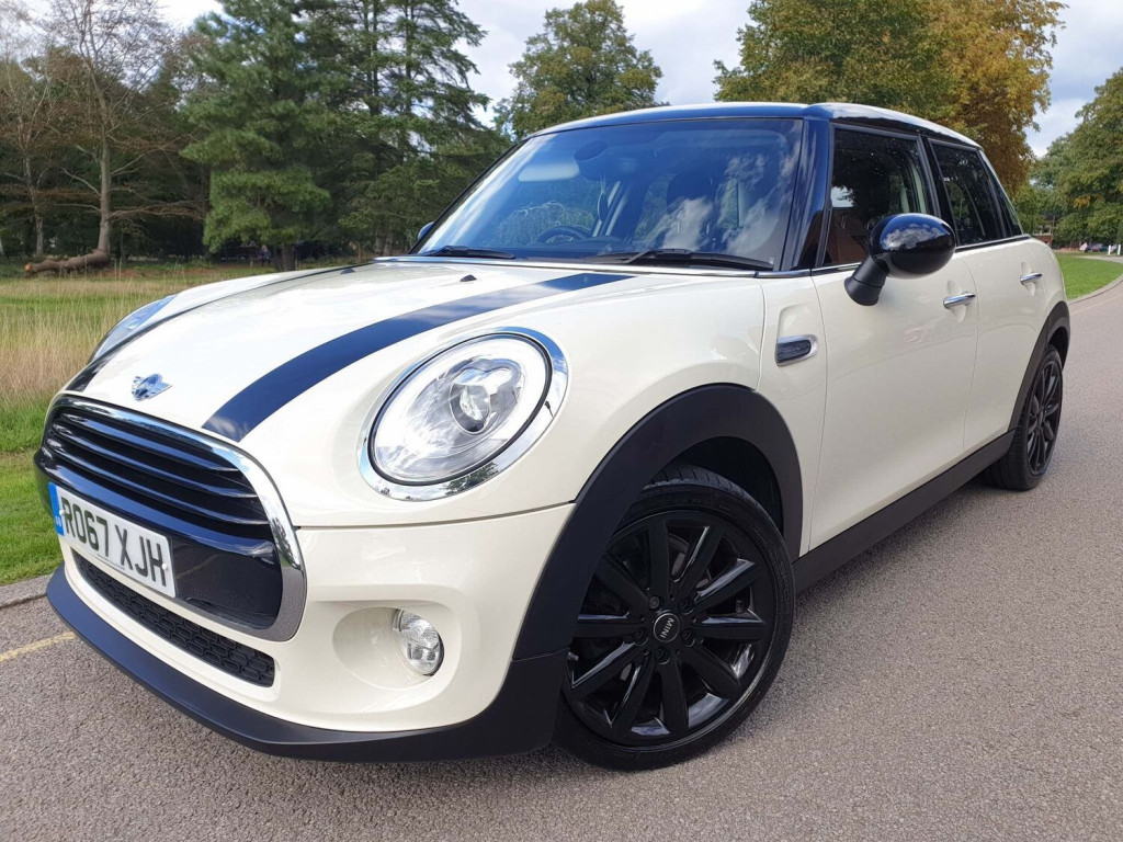View MINI HATCH 1.5 Cooper (s/s) 5dr