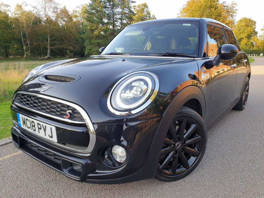 View MINI HATCH 2.0 Cooper S (s/s) 5dr