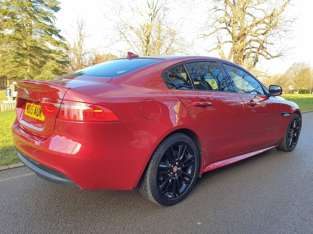 View JAGUAR XE 2.0 GTDi R-Sport Auto (s/s) 4dr