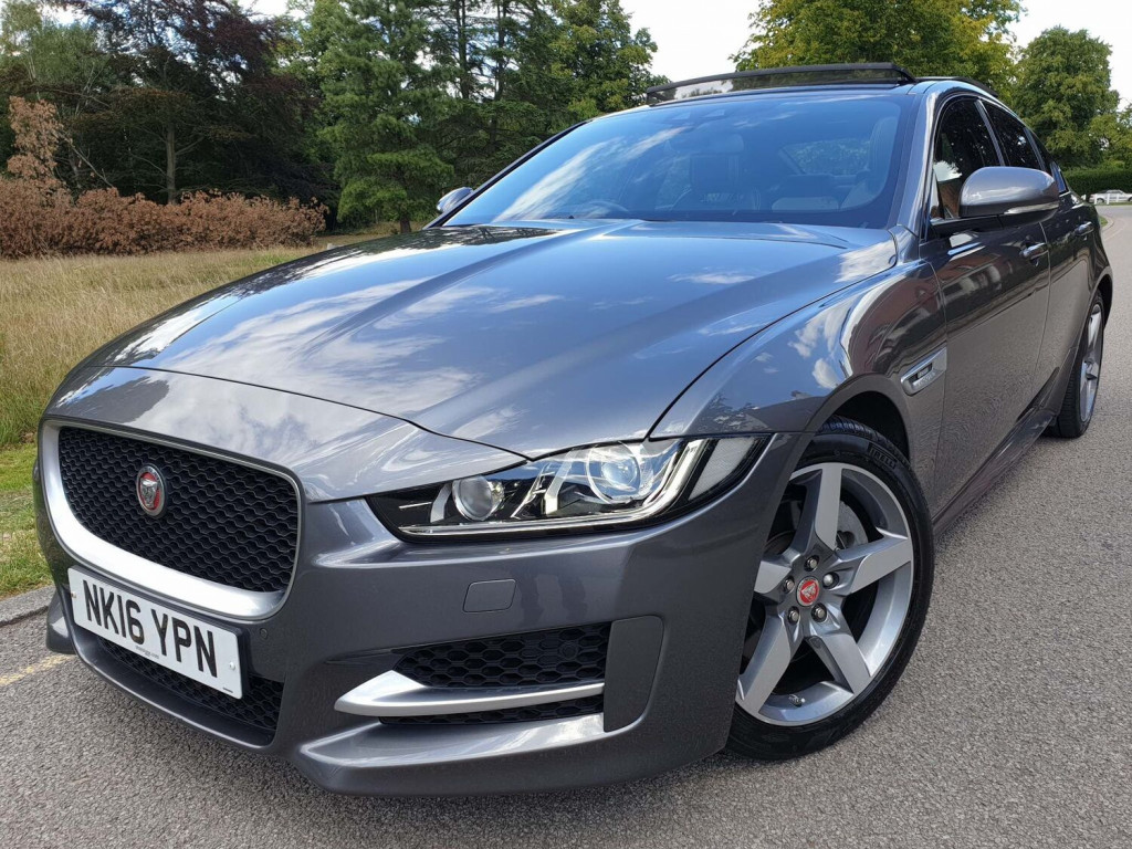 JAGUAR XE