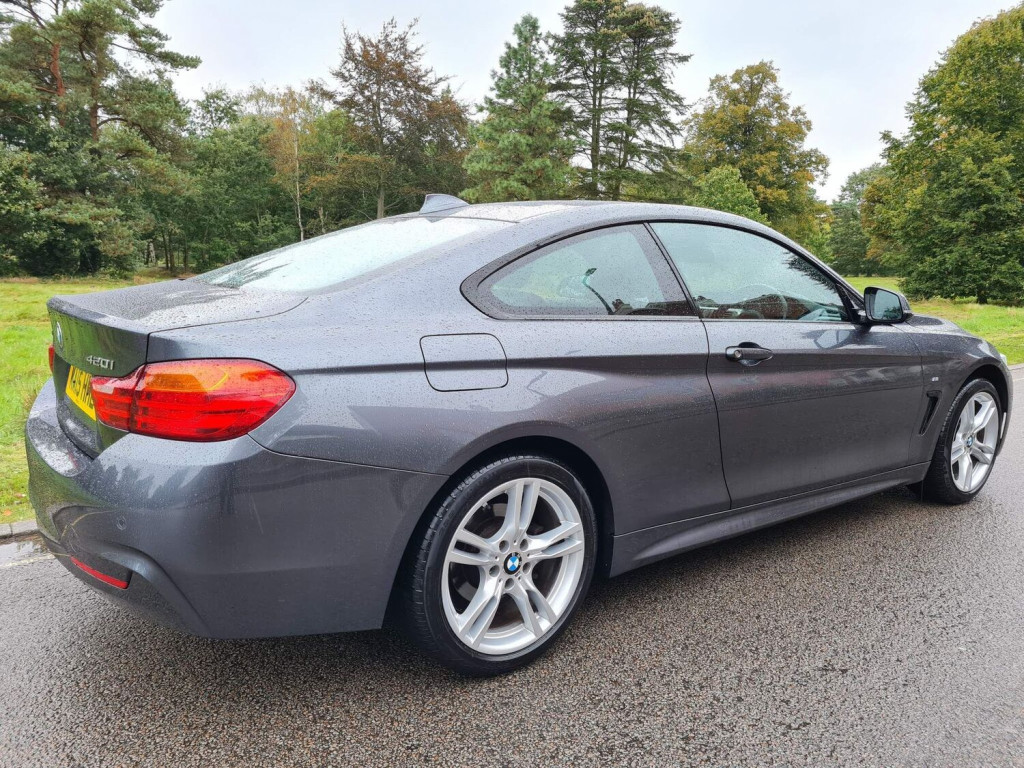 BMW 4 SERIES
