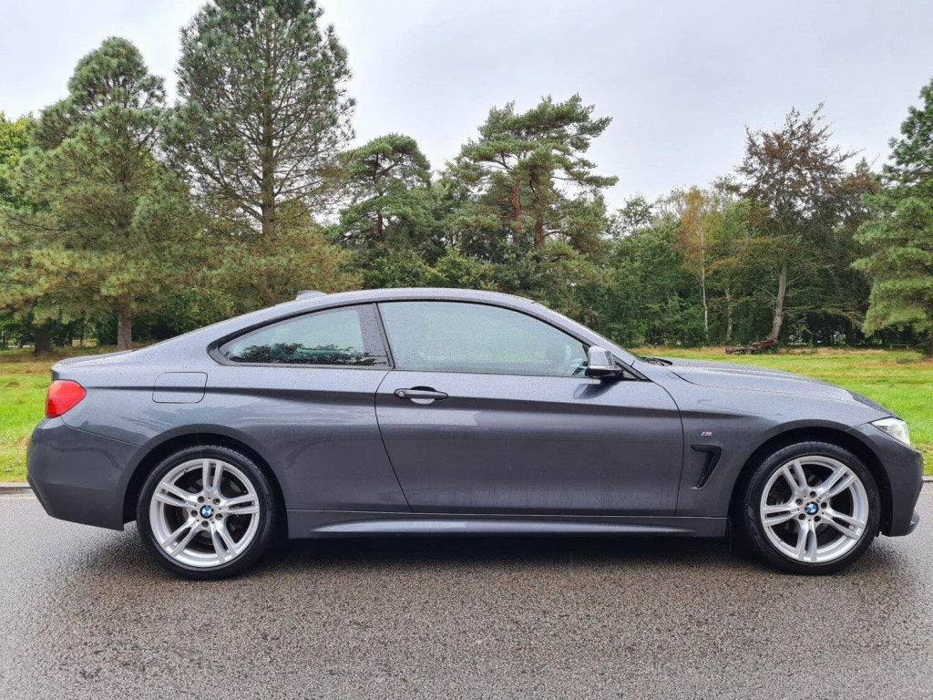 BMW 4 SERIES