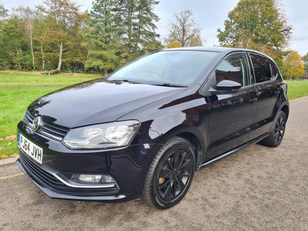 VOLKSWAGEN POLO