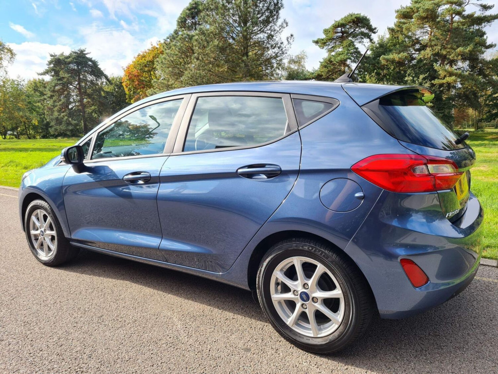 View FORD FIESTA 1.1 Ti-VCT Zetec Euro 6 (s/s) 5dr