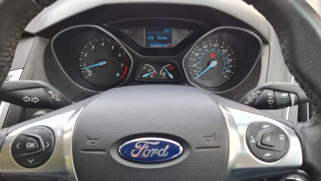 FORD FOCUS