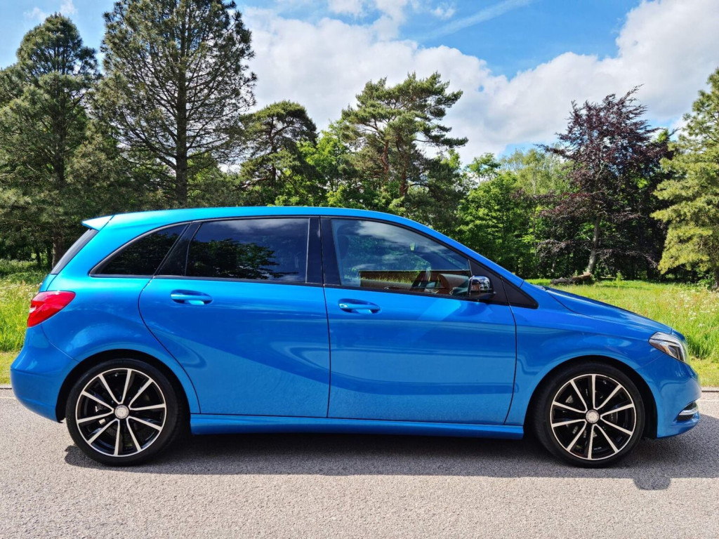 MERCEDES-BENZ B CLASS