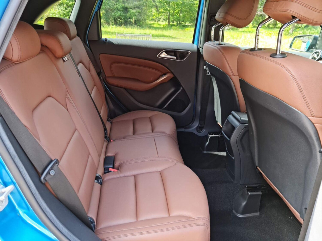 MERCEDES-BENZ B CLASS