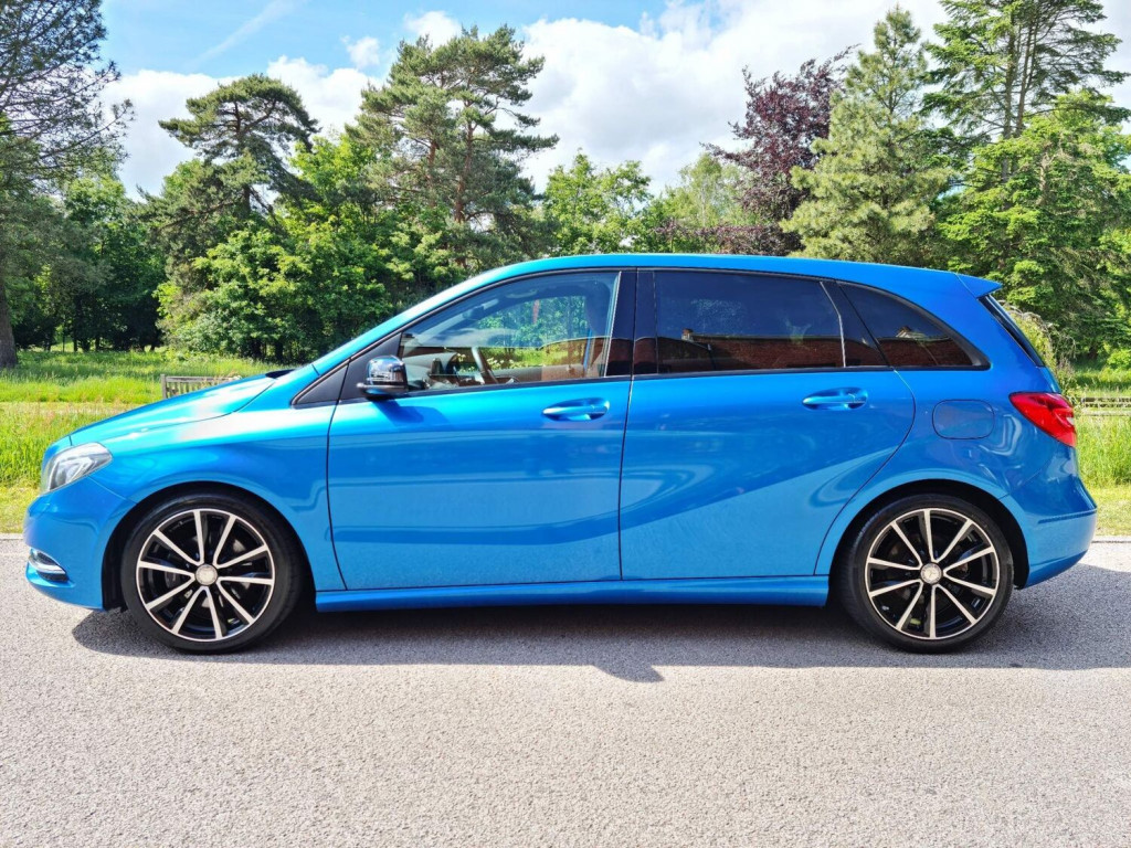 MERCEDES-BENZ B CLASS