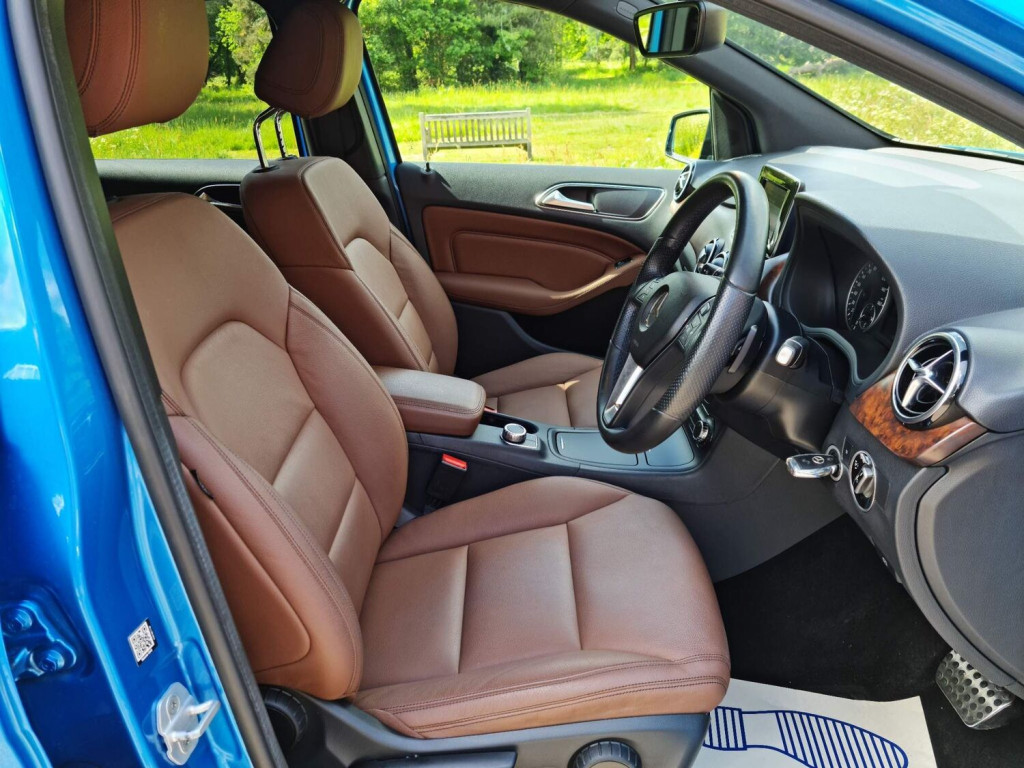 MERCEDES-BENZ B CLASS