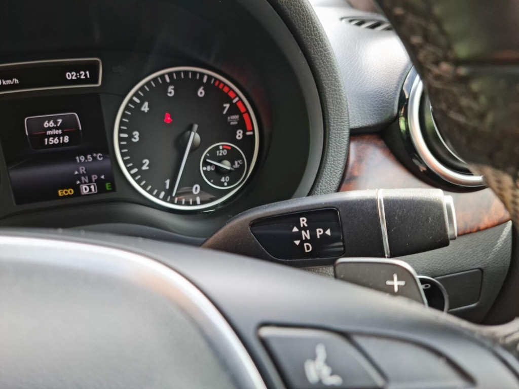 MERCEDES-BENZ B CLASS