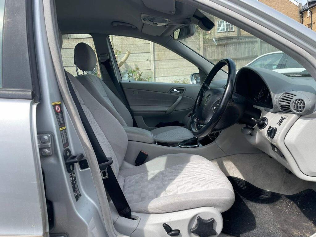 MERCEDES-BENZ C CLASS