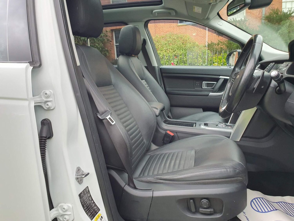 LAND ROVER DISCOVERY SPORT