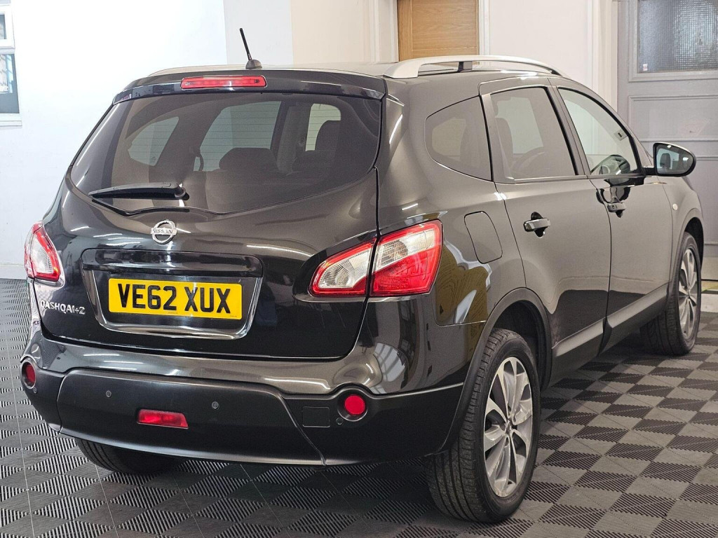 NISSAN QASHQAI+2