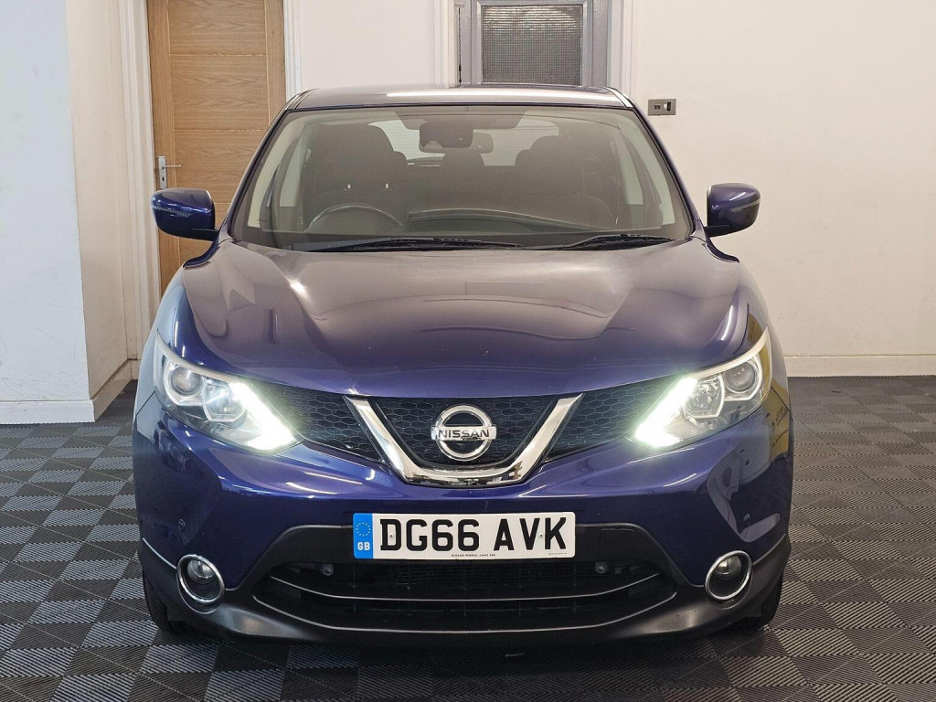 View NISSAN QASHQAI 1.2 DIG-T Acenta 2WD Euro 6 (s/s) 5dr