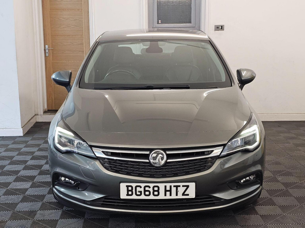 View VAUXHALL ASTRA 1.6 CDTi BlueInjection Elite Nav Euro 6 (s/s) 5dr