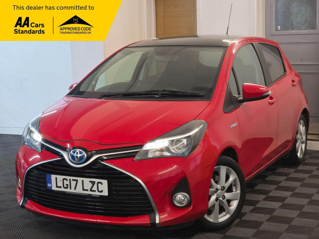 View TOYOTA YARIS 1.5 VVT-h Excel E-CVT Euro 6 (s/s) 5dr (15in Alloy)