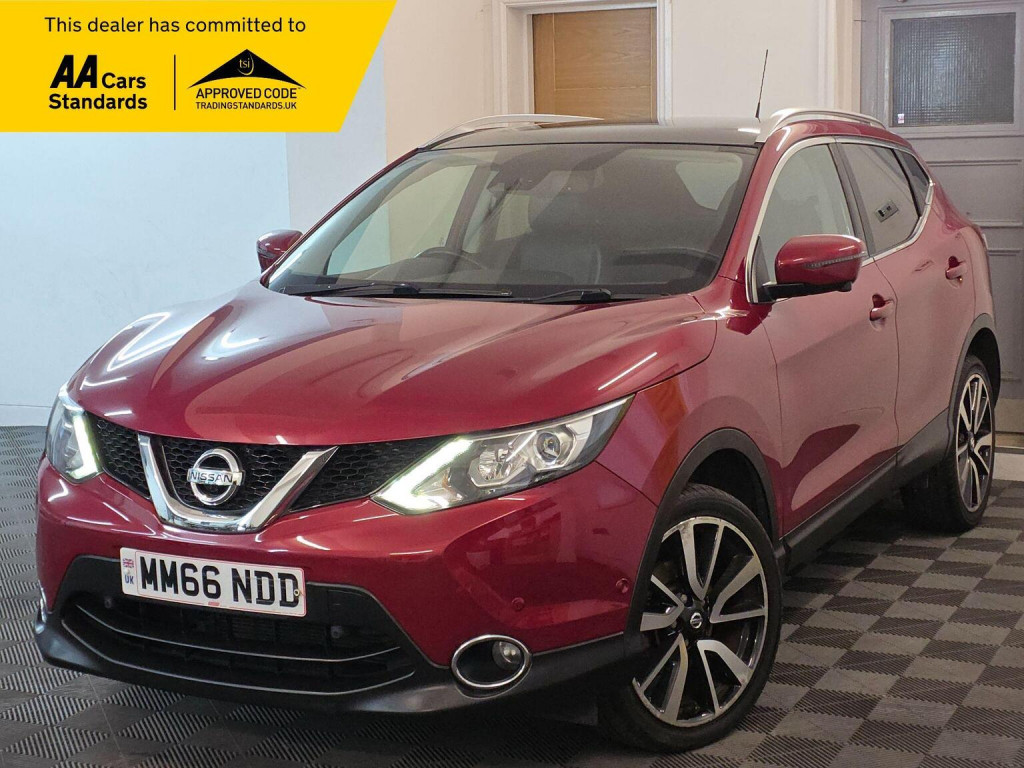 View NISSAN QASHQAI 1.2 DIG-T Tekna 2WD Euro 6 (s/s) 5dr