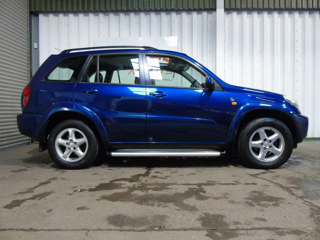 View TOYOTA RAV4 2.0 VVT-i VX 