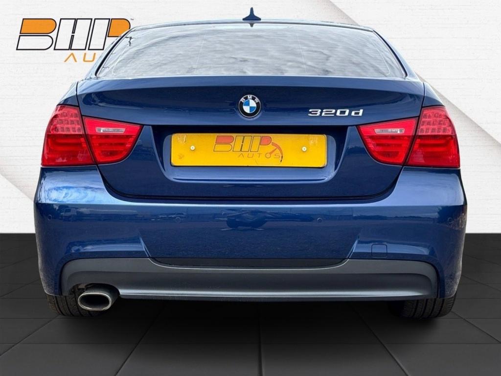 BMW 3 SERIES