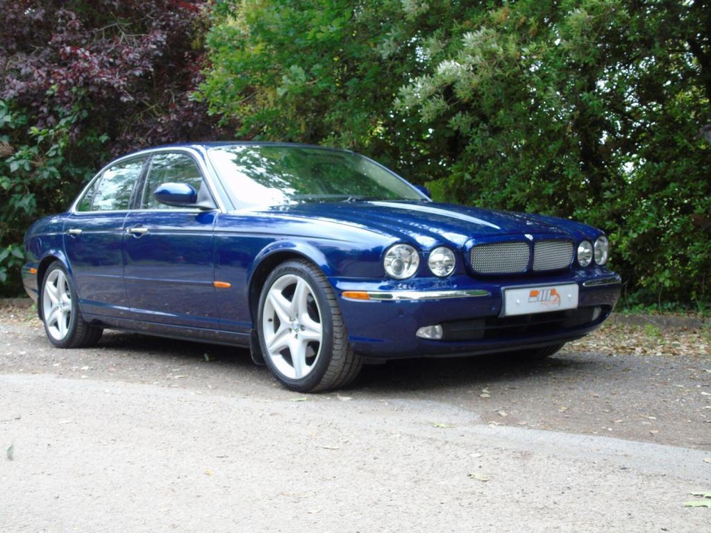 JAGUAR XJ