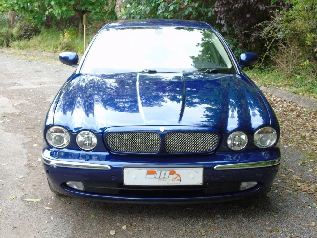 JAGUAR XJ