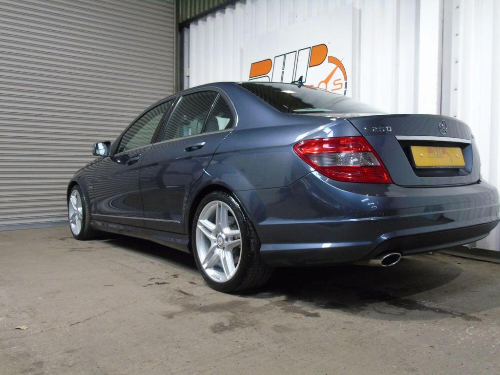 MERCEDES-BENZ C CLASS