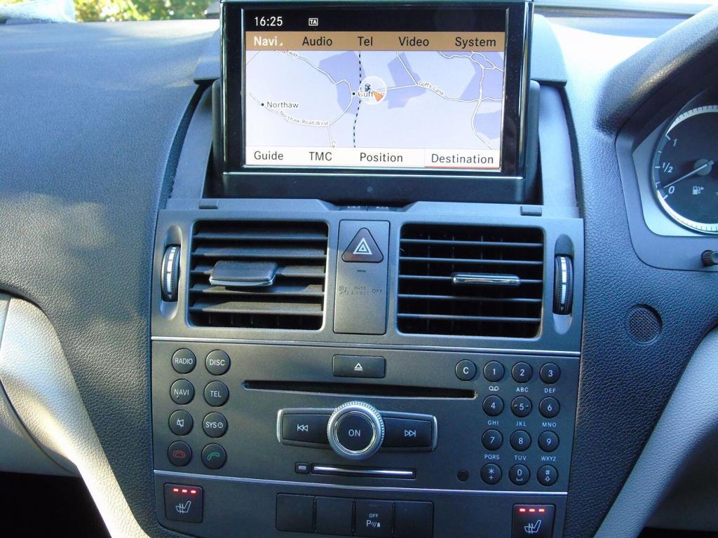 MERCEDES-BENZ C CLASS