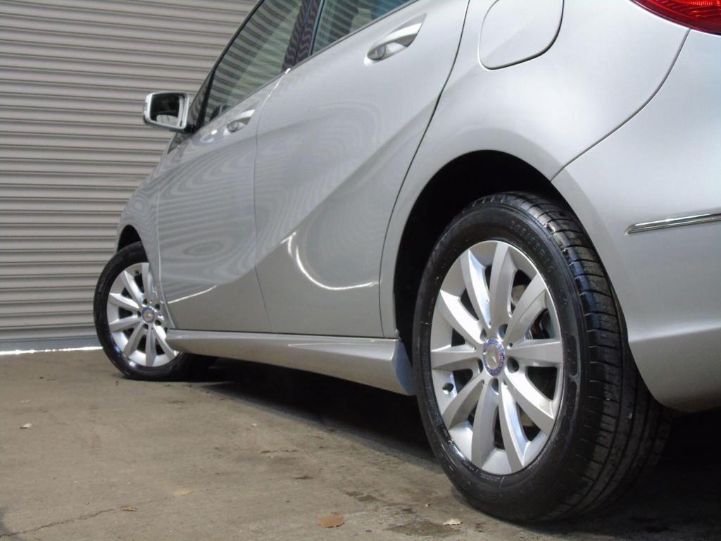 MERCEDES-BENZ B CLASS