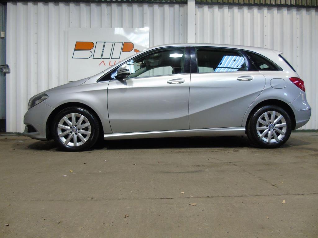 MERCEDES-BENZ B CLASS