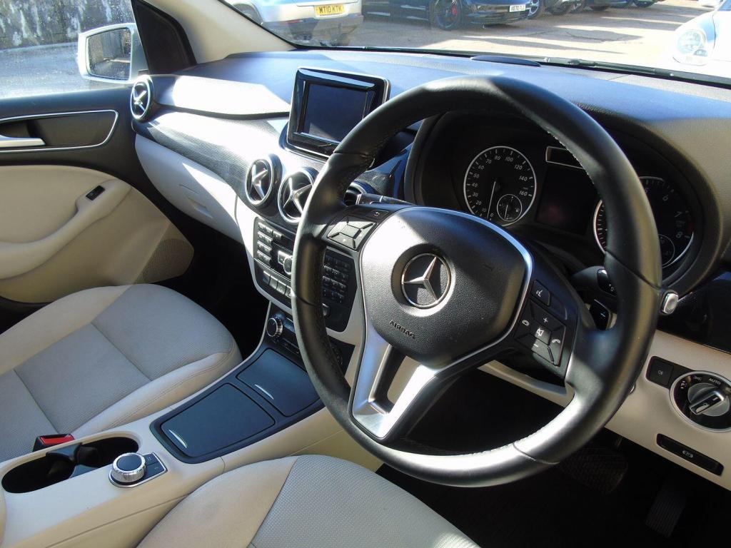 MERCEDES-BENZ B CLASS
