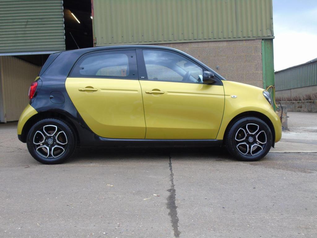 SMART FORFOUR