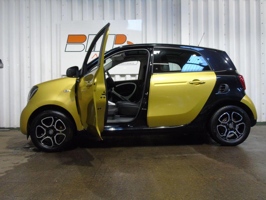 SMART FORFOUR