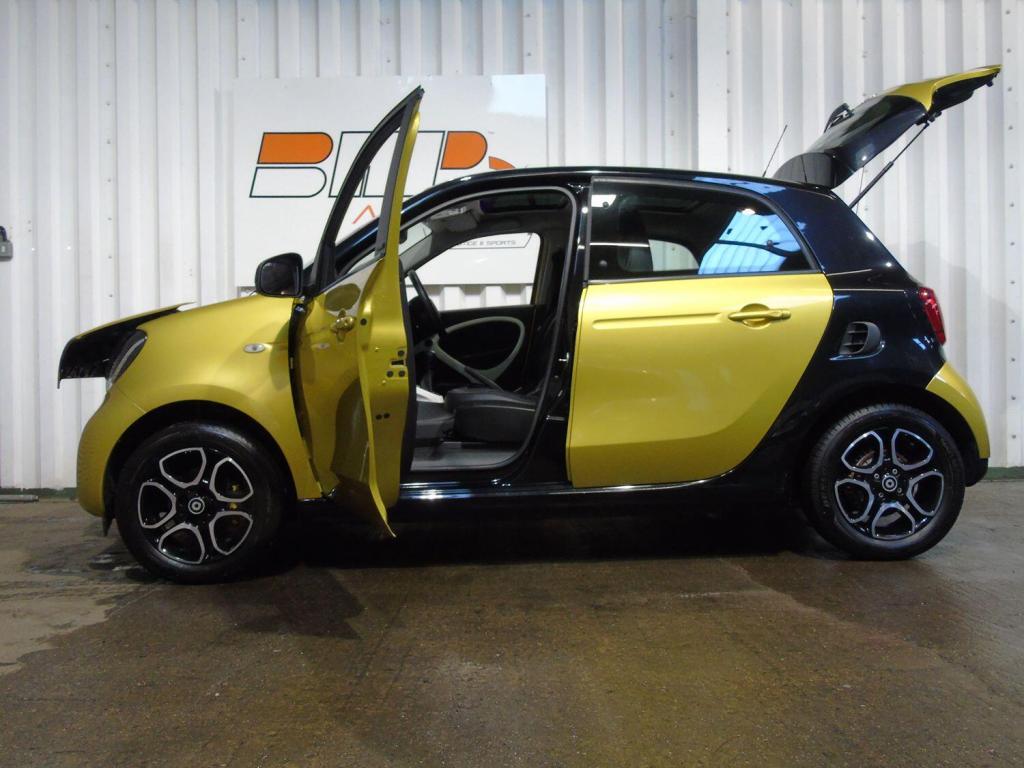 SMART FORFOUR