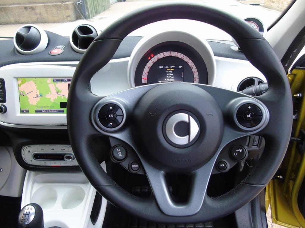 SMART FORFOUR