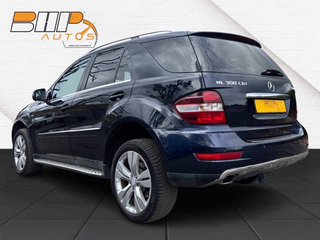 MERCEDES-BENZ M CLASS