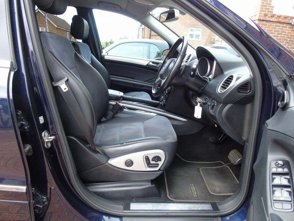 MERCEDES-BENZ M CLASS