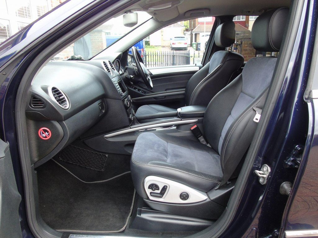 MERCEDES-BENZ M CLASS