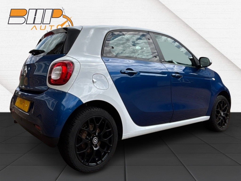SMART FORFOUR