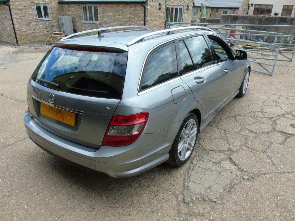 MERCEDES-BENZ C CLASS