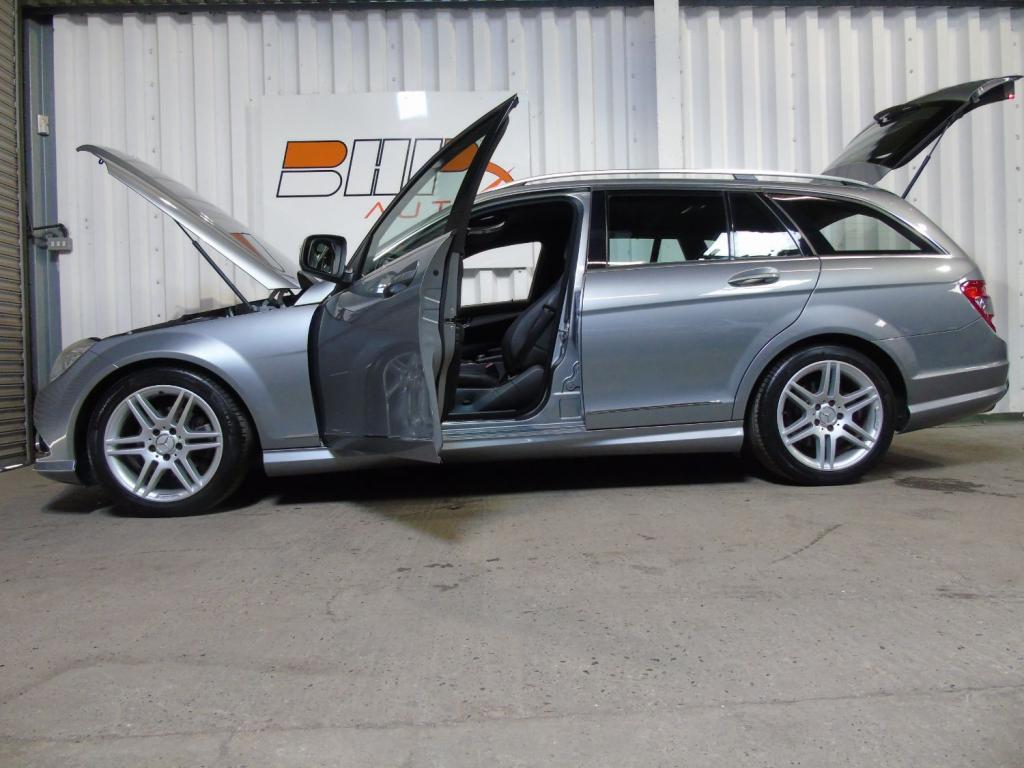 MERCEDES-BENZ C CLASS