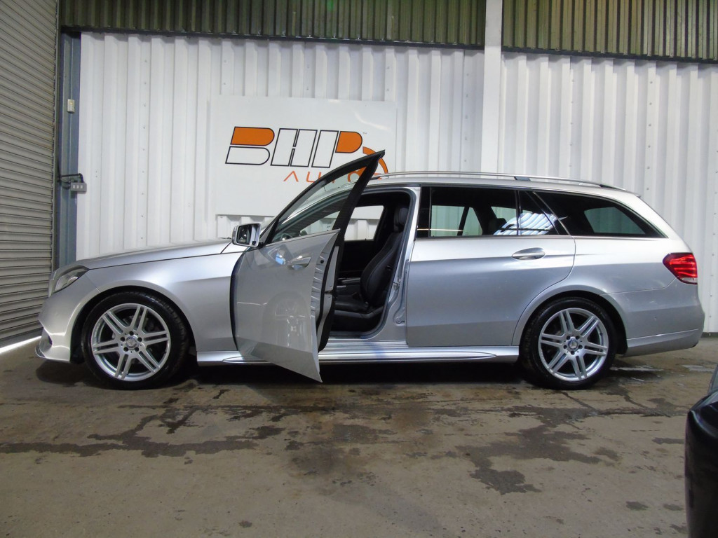 MERCEDES-BENZ E CLASS