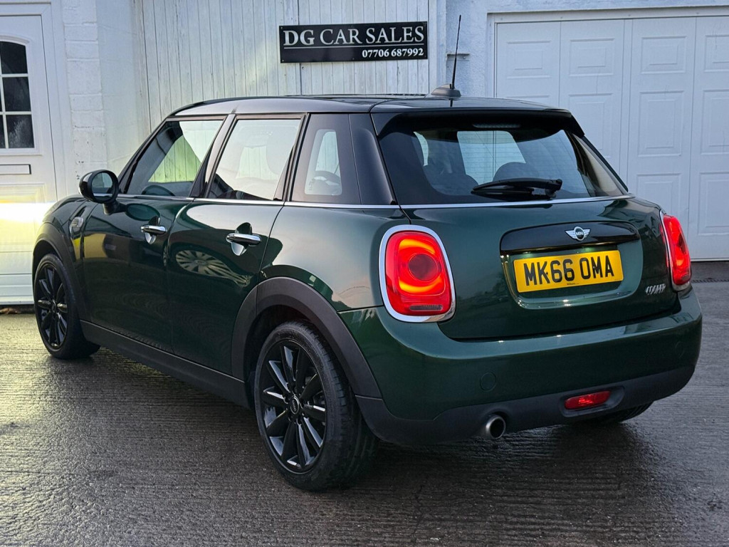 MINI HATCH