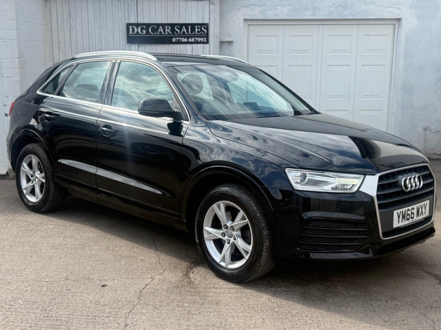 AUDI Q3