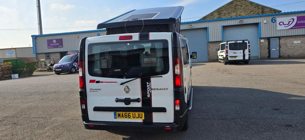 RENAULT TRAFIC