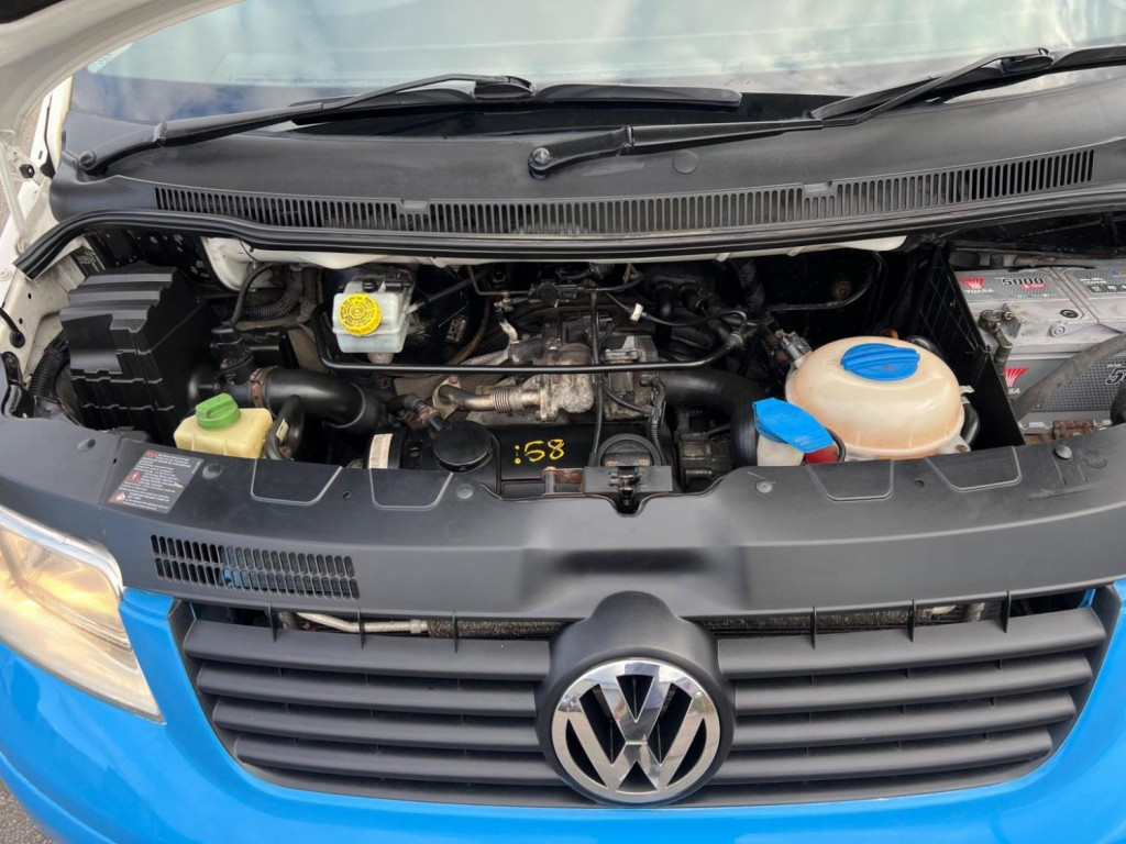 VOLKSWAGEN TRANSPORTER