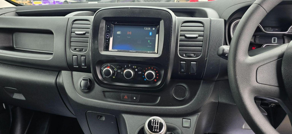 RENAULT TRAFIC